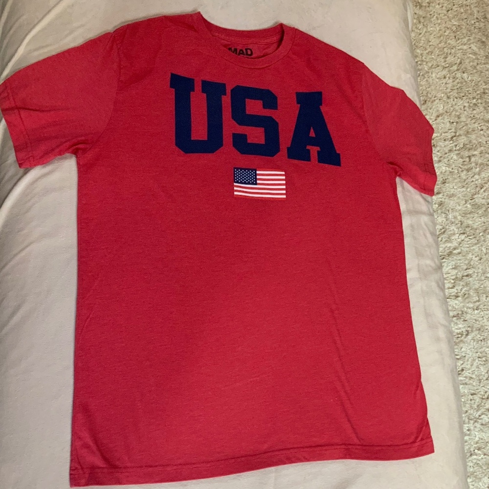 Mad Engine Red L USA Red Short Sleeve T Holiday Gym Sporty Pickleball Running